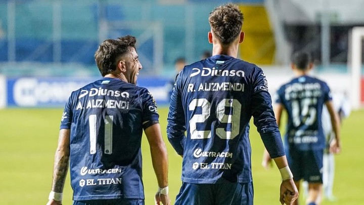 Rodrigo Auzmendi Rintangan Banfield di Argentina temp