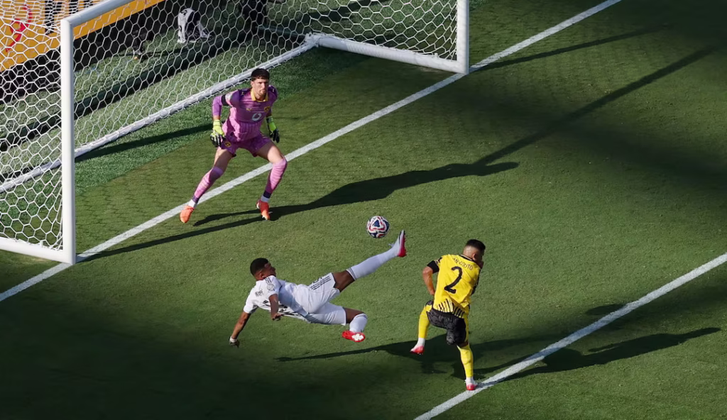 Superioritas Taktis Real Madrid vs Dortmund